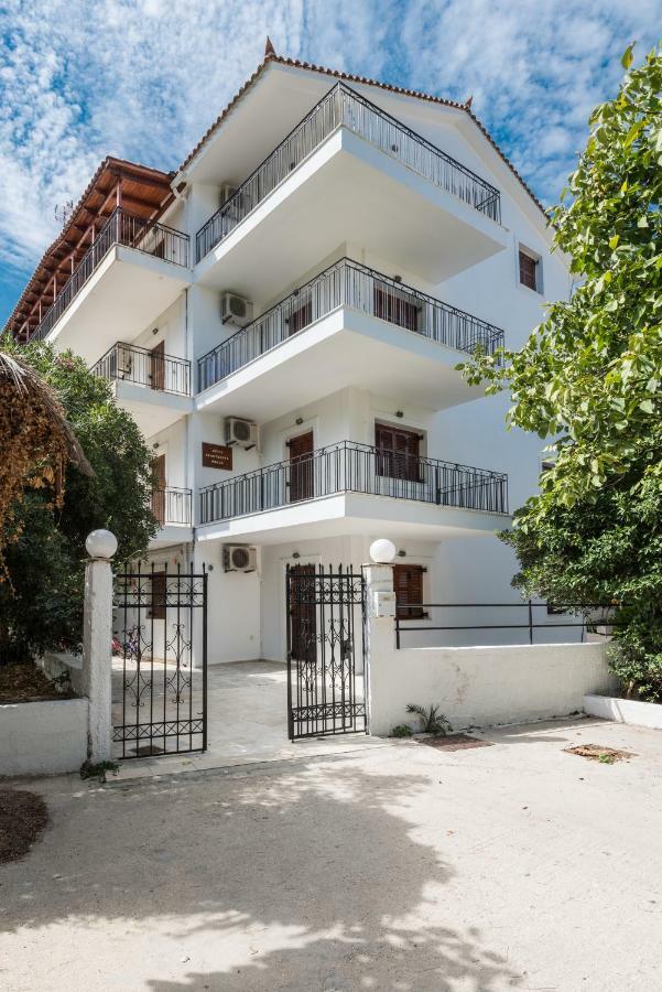Areti Apartments Poros  Exterior foto